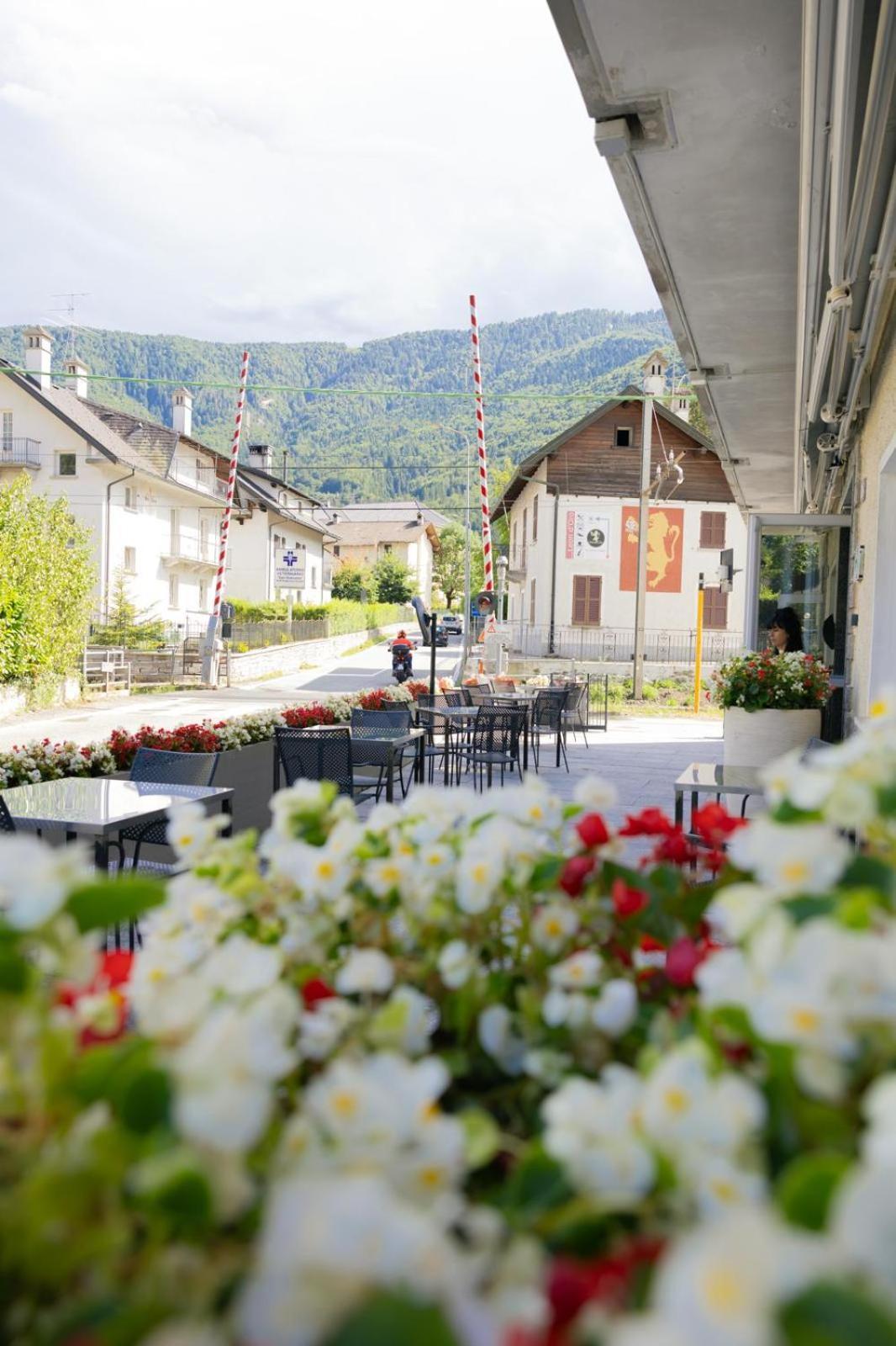 Albergo Panorama มาเลสโก ภายนอก รูปภาพ